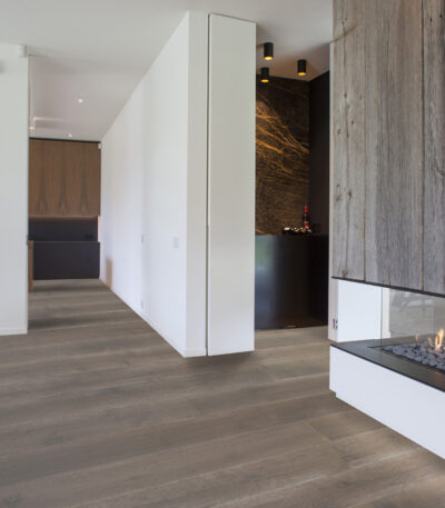 Country-Smoked-Grey_room-scene